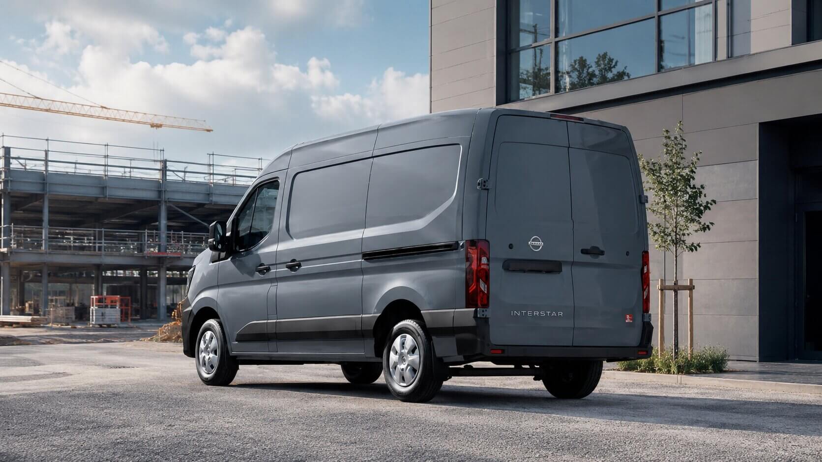 nissan interstar